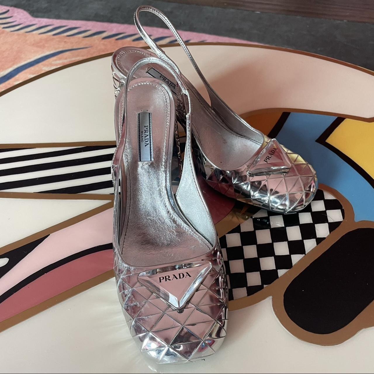 Stunning Prada silver shoes size 37 1 2