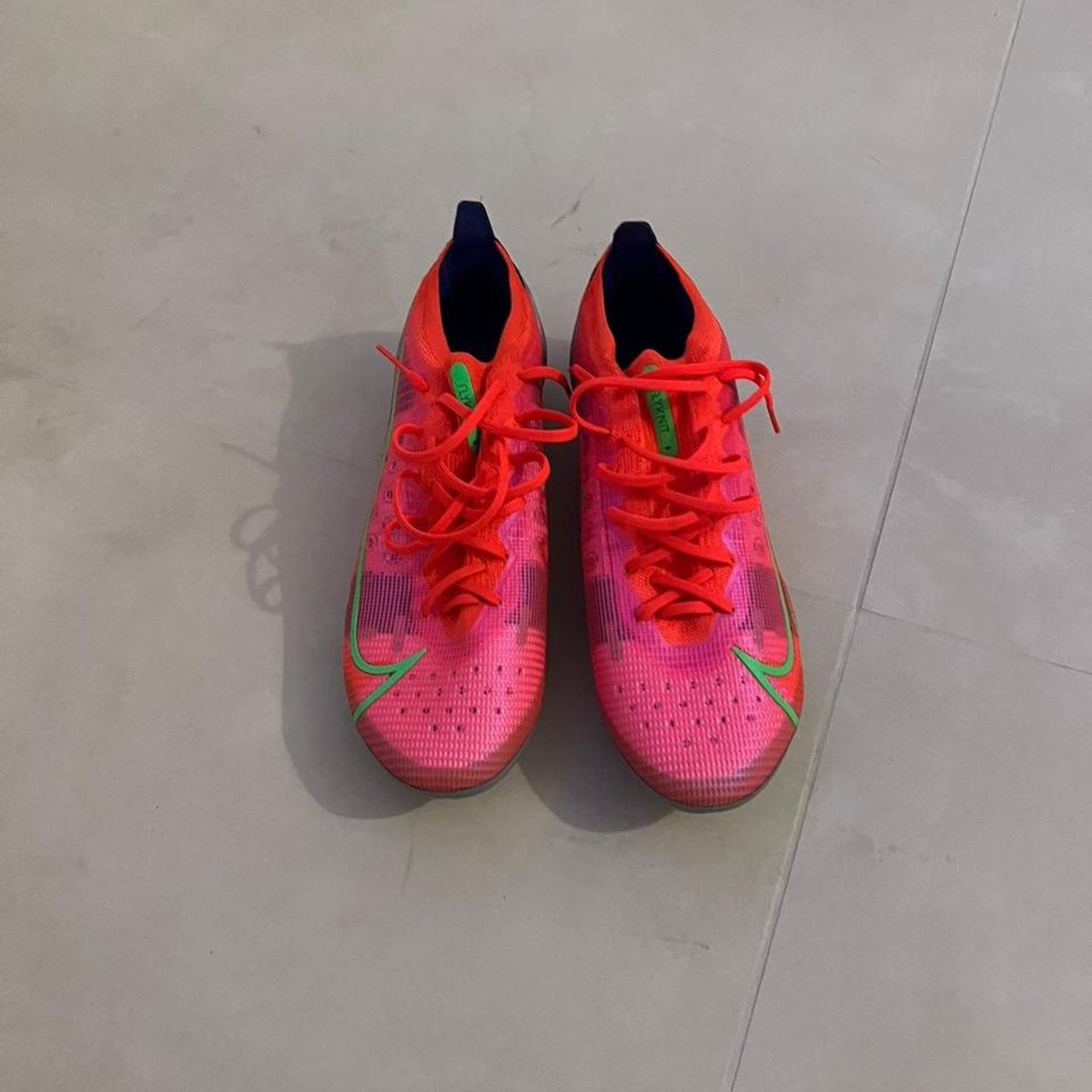 nike mercurial moulds