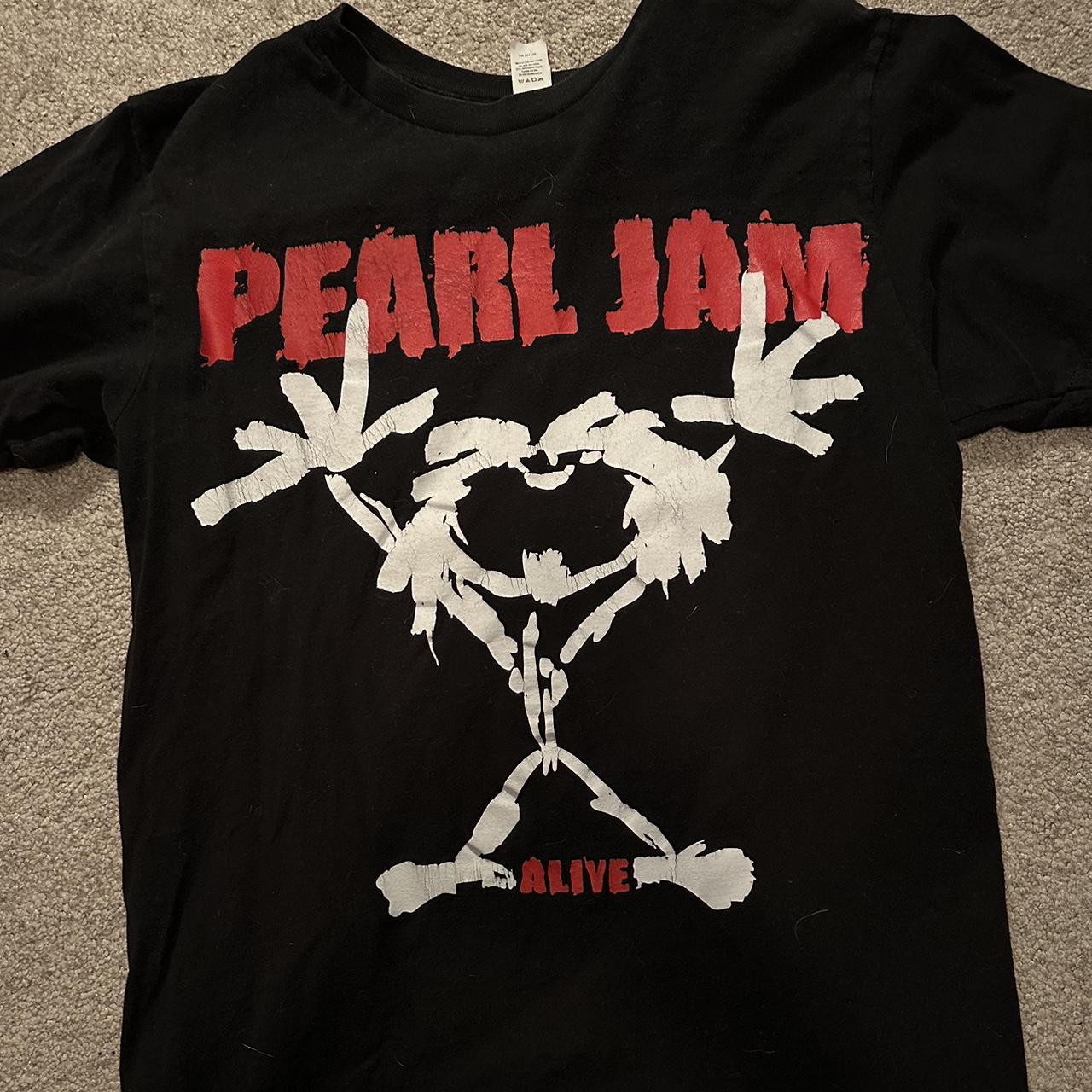 pearl jam shirt hot topic