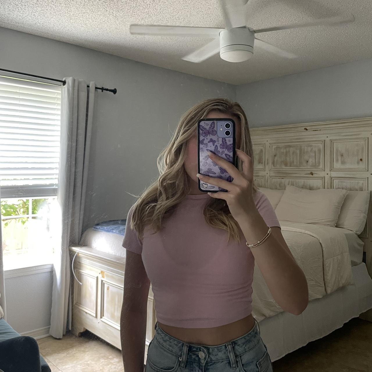 target light pink cropped tee worn once no... Depop