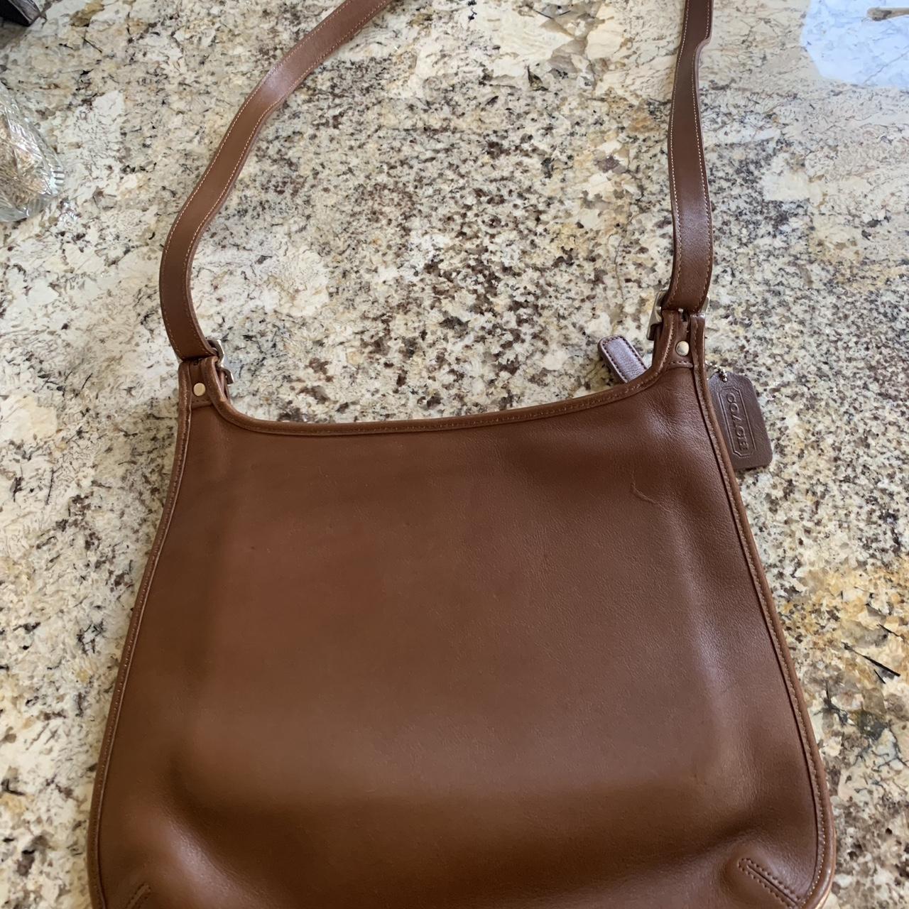 Vintage Coach 90s Tan Leather Saddle/ Crossbody Bag | Depop