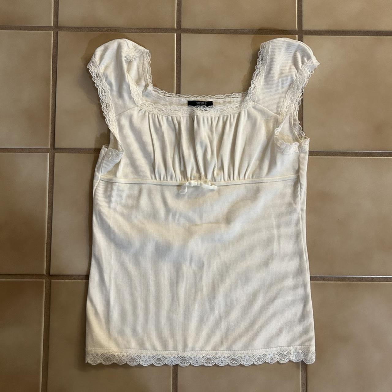 forever21 kids white lace top size xl. fits me... - Depop