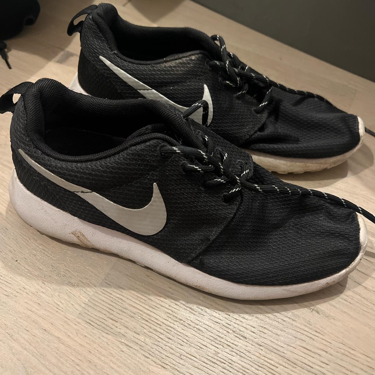 Roshe run women outlet black