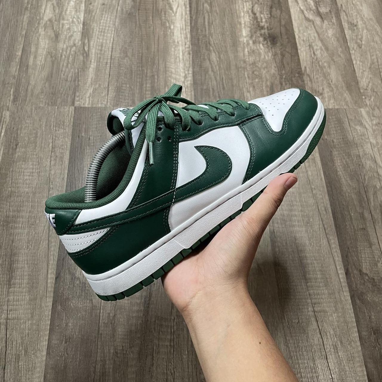 Nike Men's Green Trainers | Depop