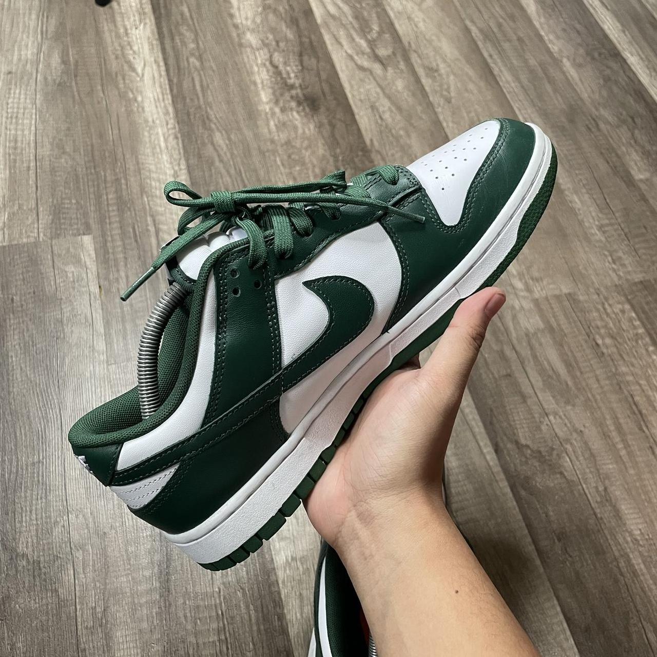 Nike Men's Green Trainers | Depop