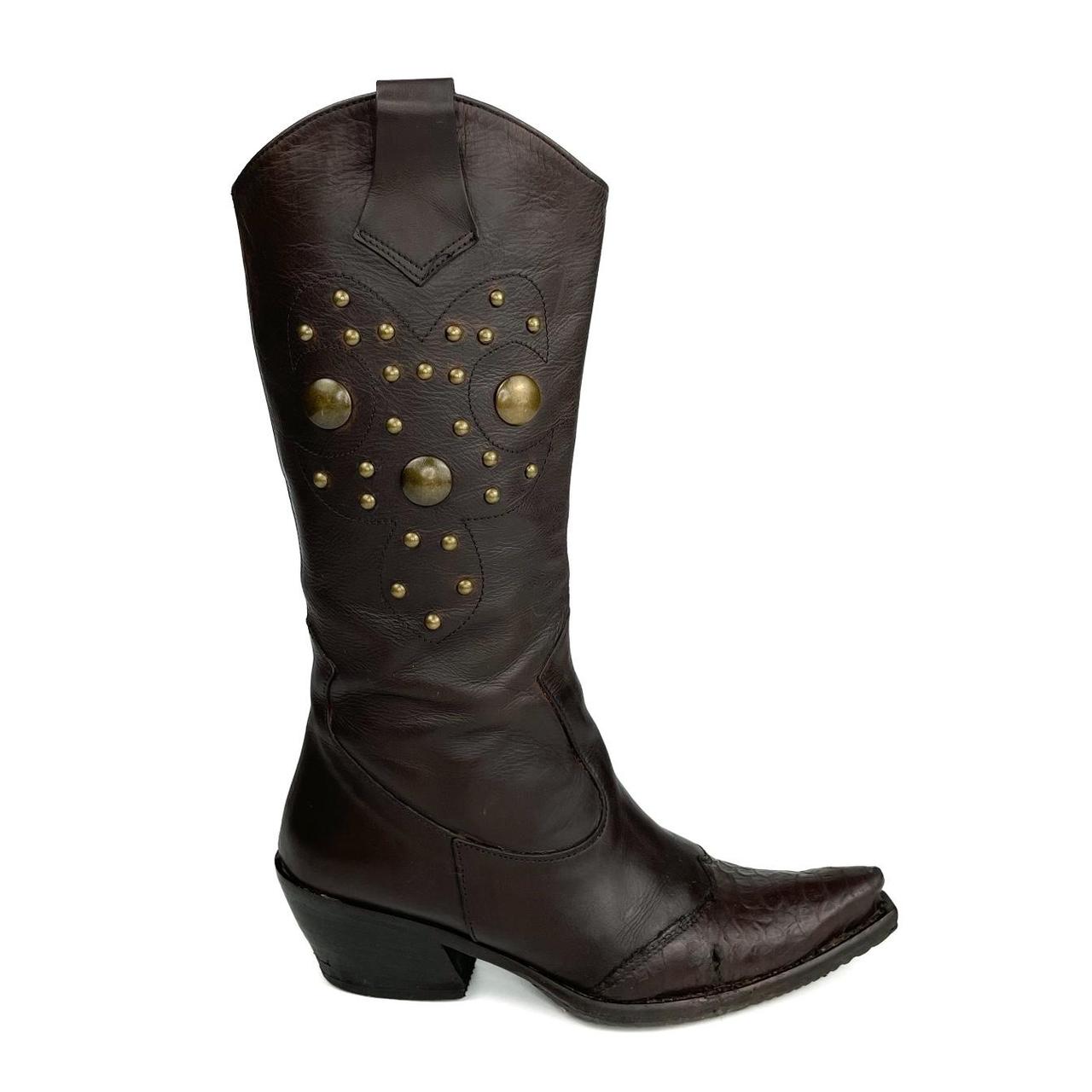 Women's Brown Boots Depop