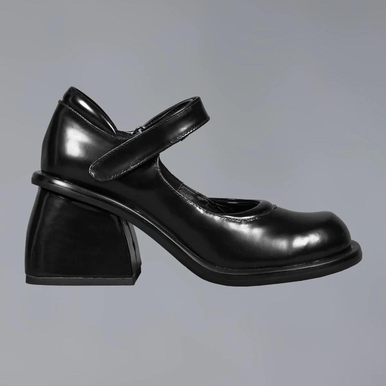 unif dot mary janes