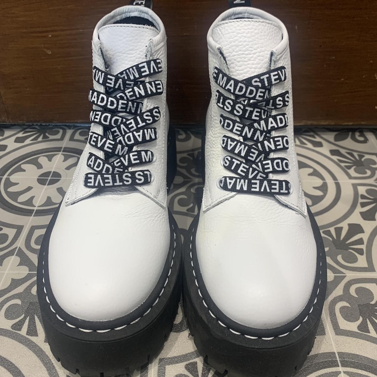 Ladies white hotsell boots size 5