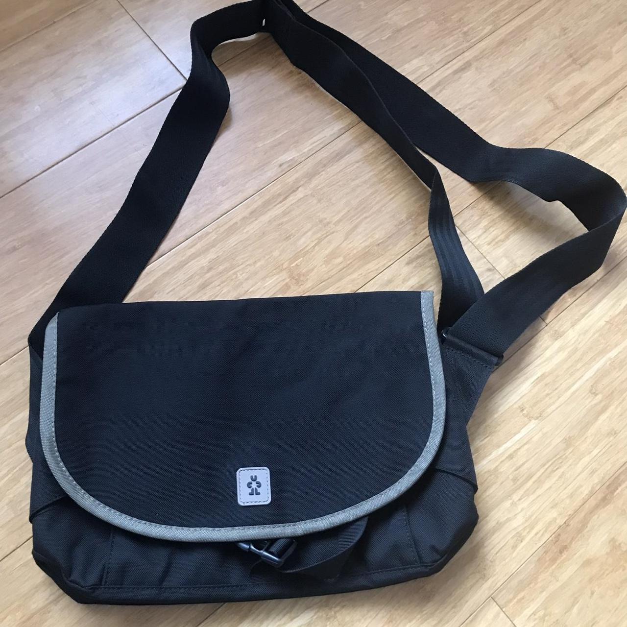 Crumpler small messenger bag. Used once. Depop