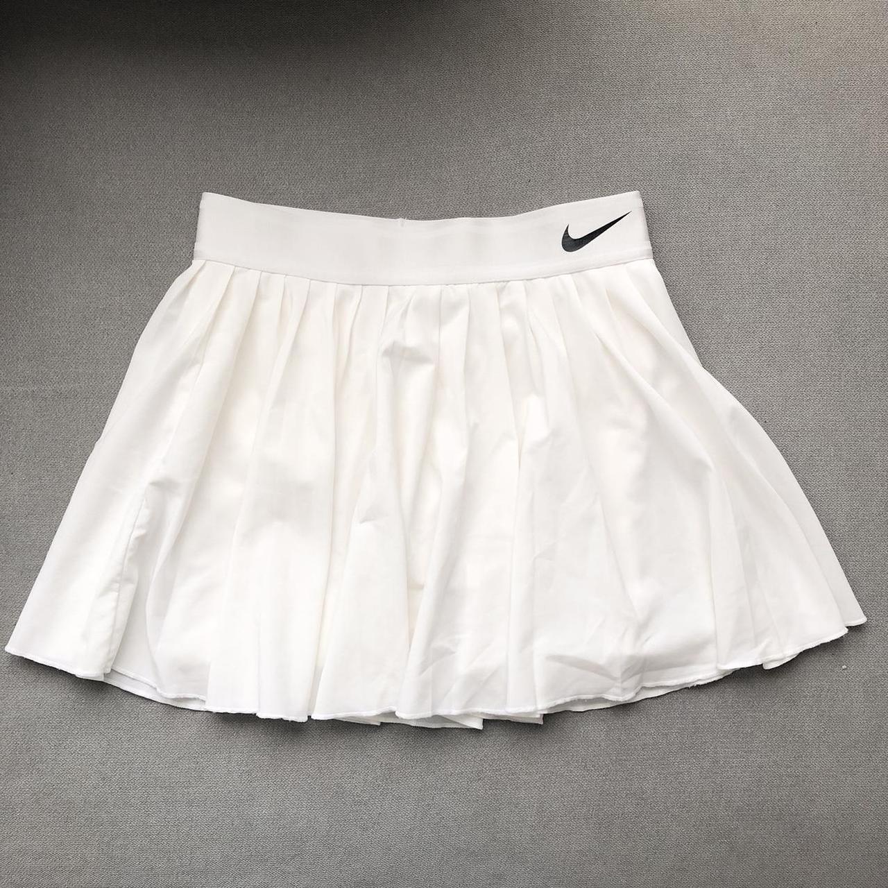 white nike court victory tennis skirt