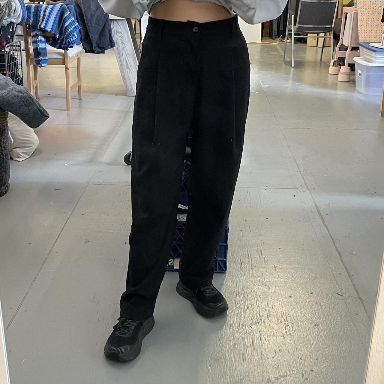 Muji Women's Black Trousers Depop
