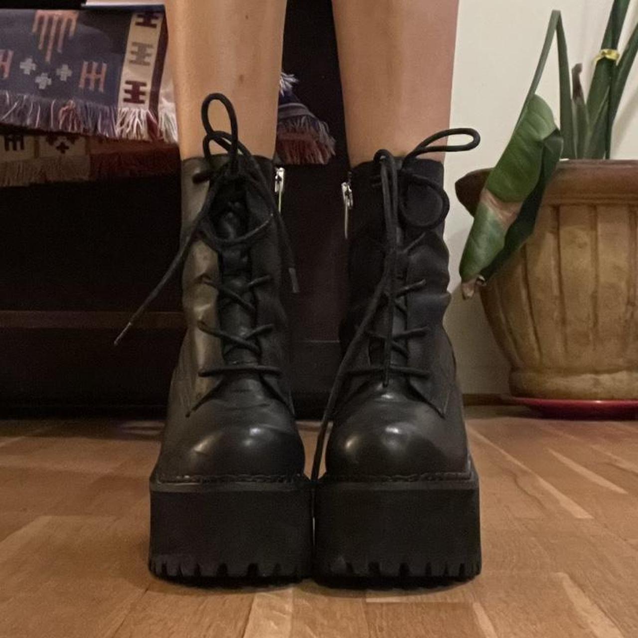 UNIF Women's Black Boots Depop