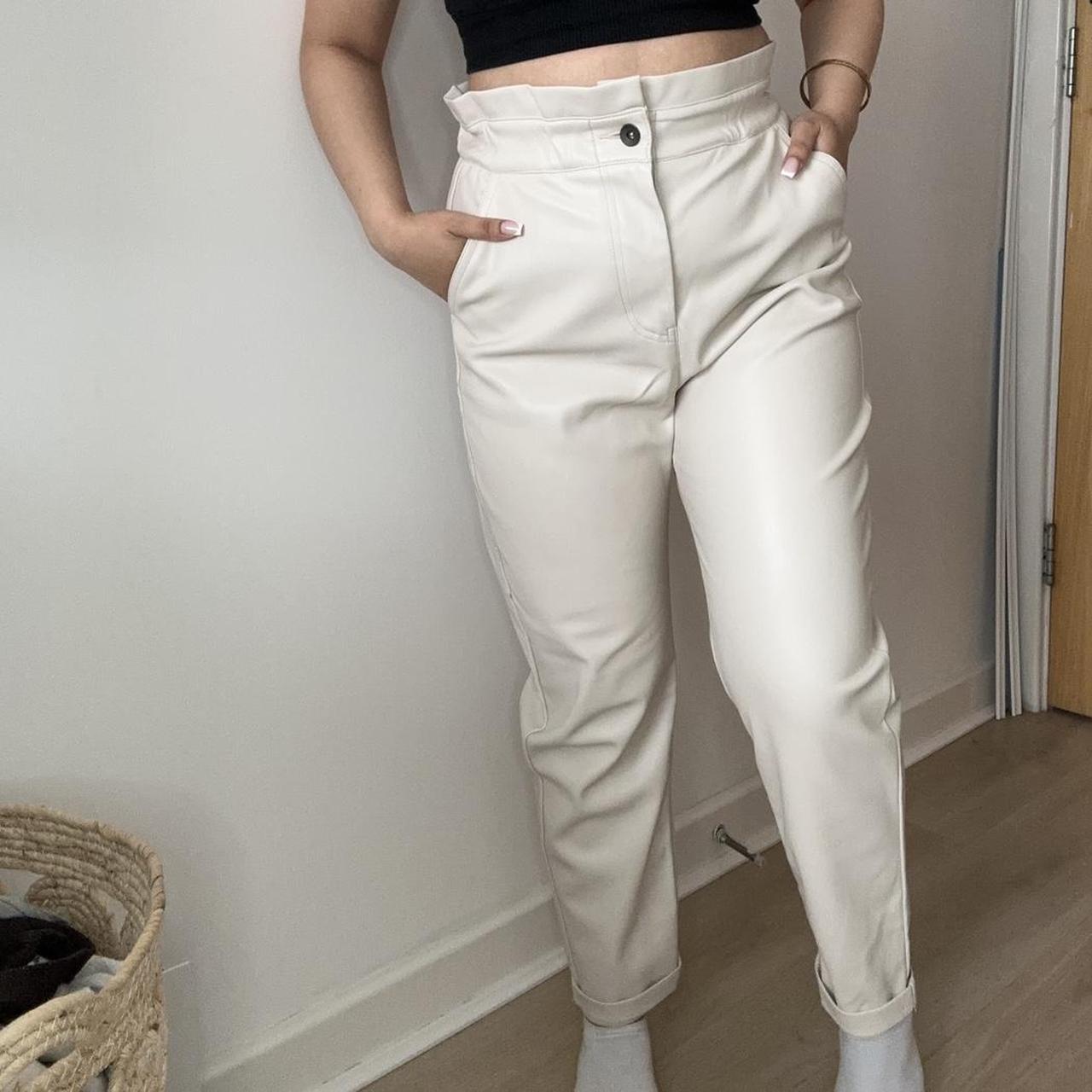 Zara Women's Cream Trousers Depop