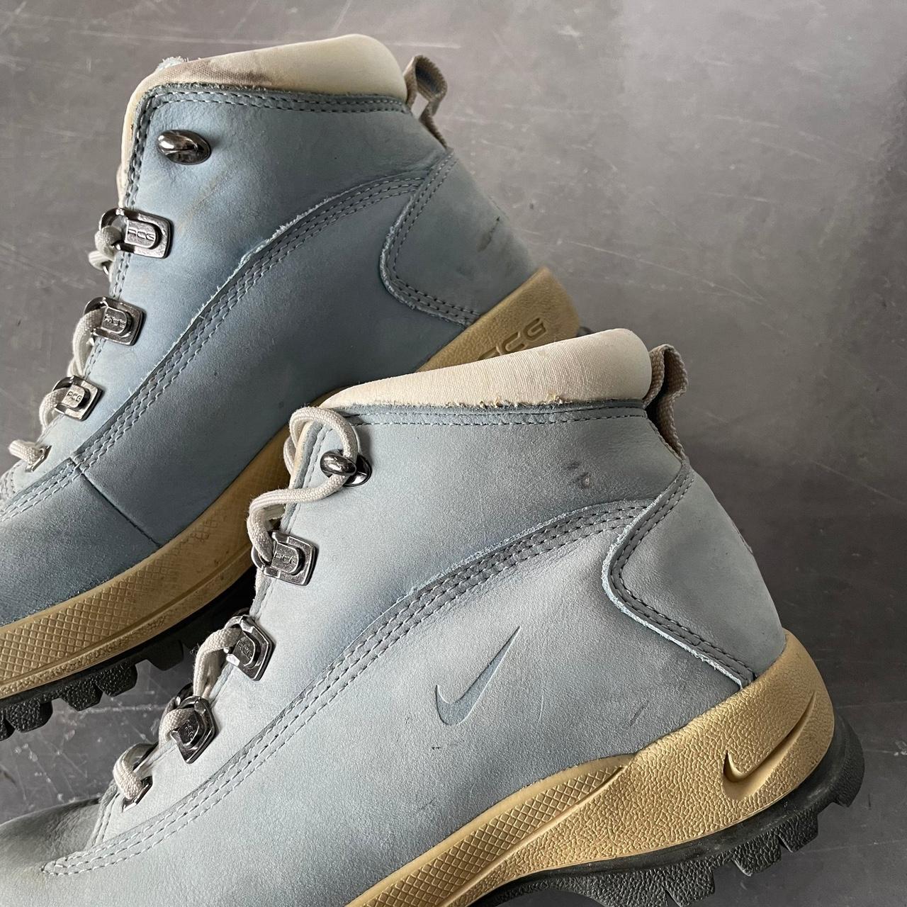 mens blue nike boots