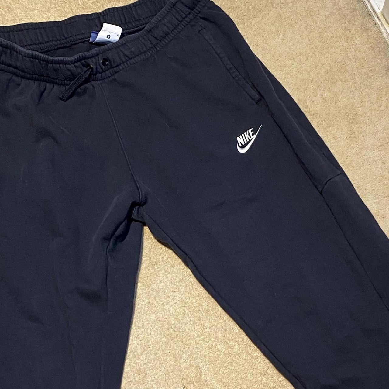 Nike Men's White and Black Joggers-tracksuits | Depop