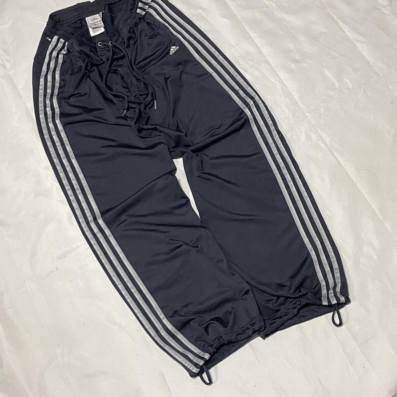 Dark grey discount adidas tracksuit bottoms