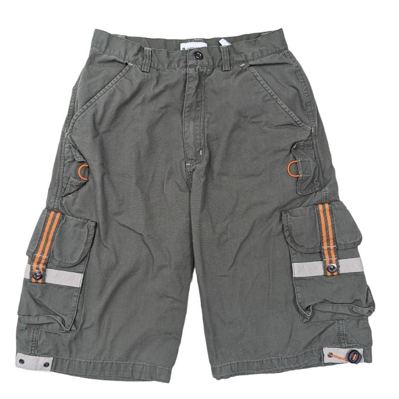 ., • Vintage Y2K No Boundaries cargo skate shorts