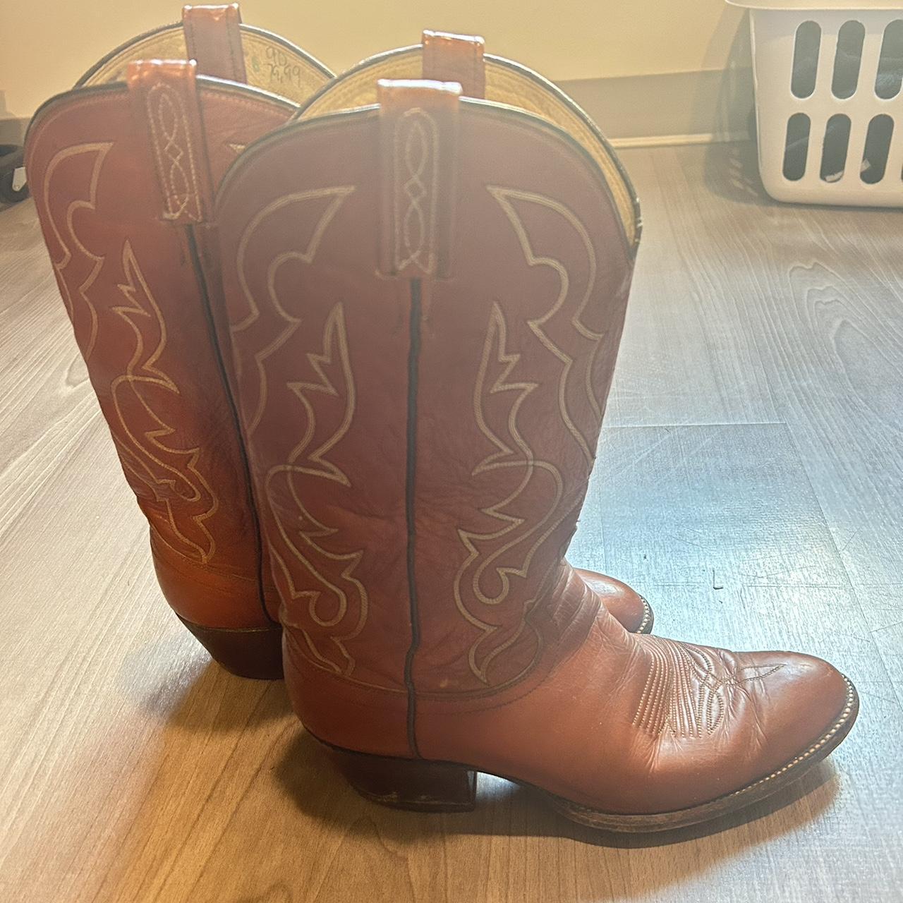 mens cowboy boots size 10