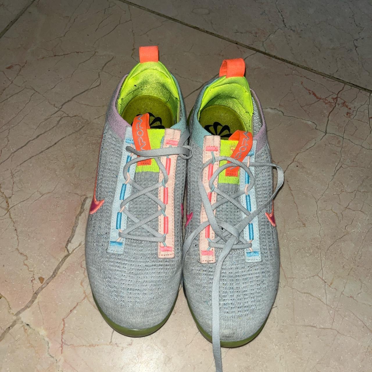 vapor knit nike