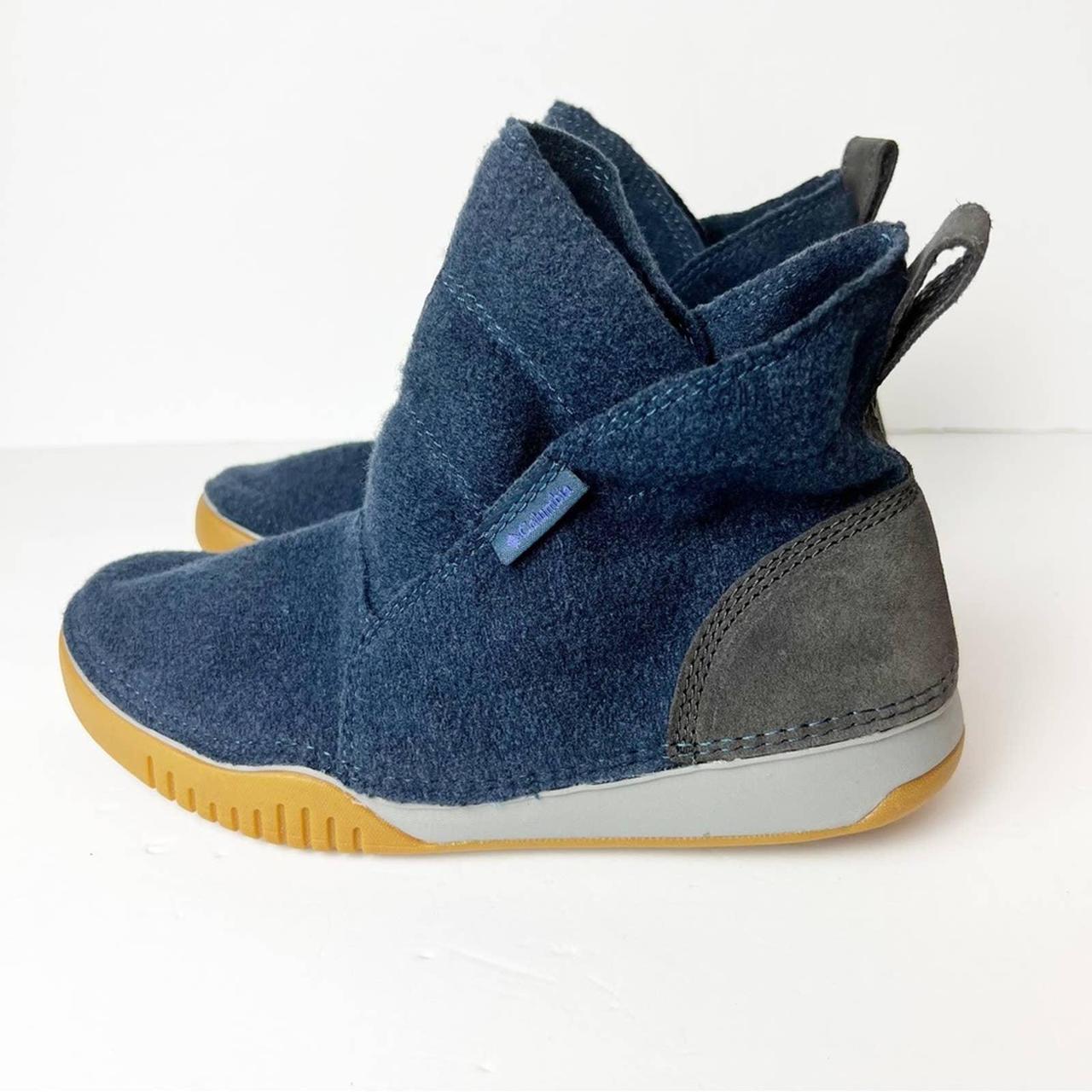 Columbia bridgeport shop mid wool boot