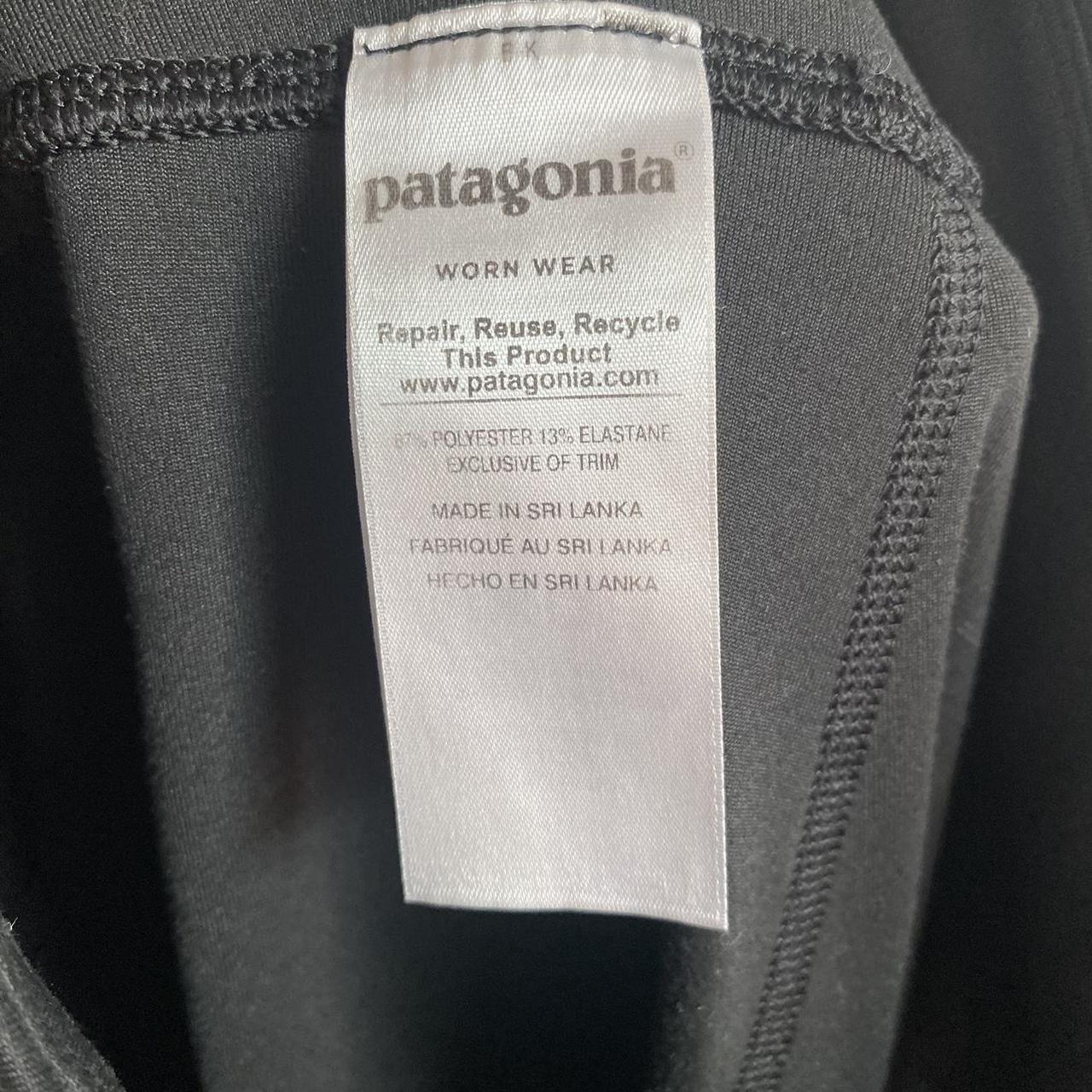 Patagonia black leggings with side pockets and - Depop