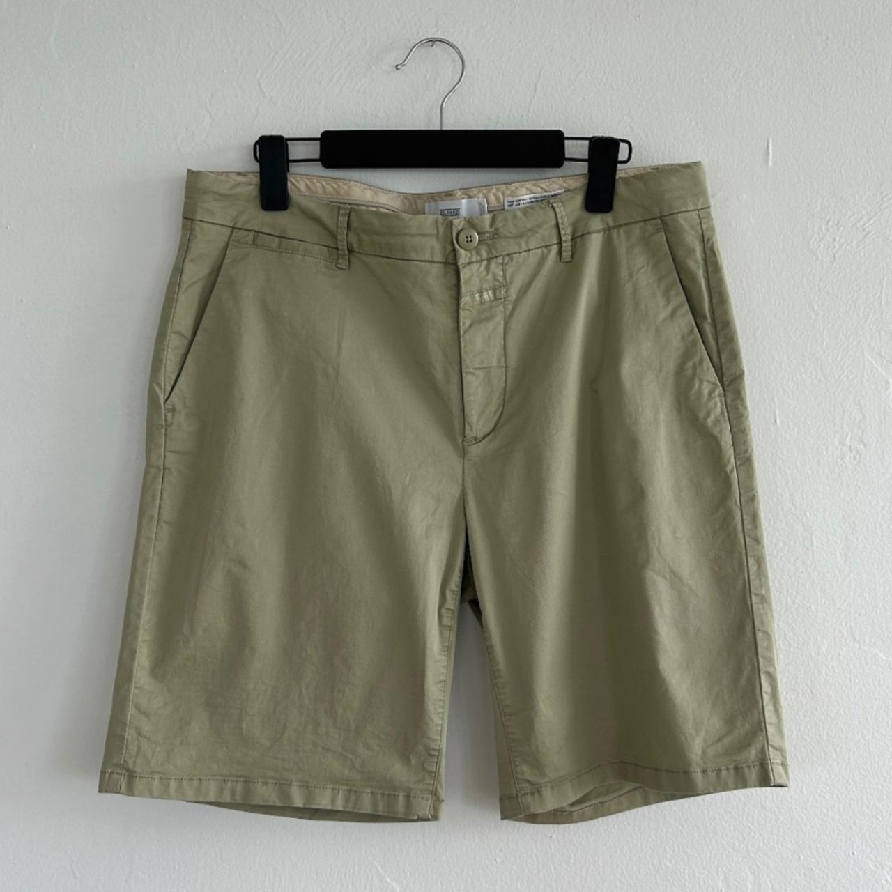 Closed Holden chino short made with pima cotton. The... - Depop