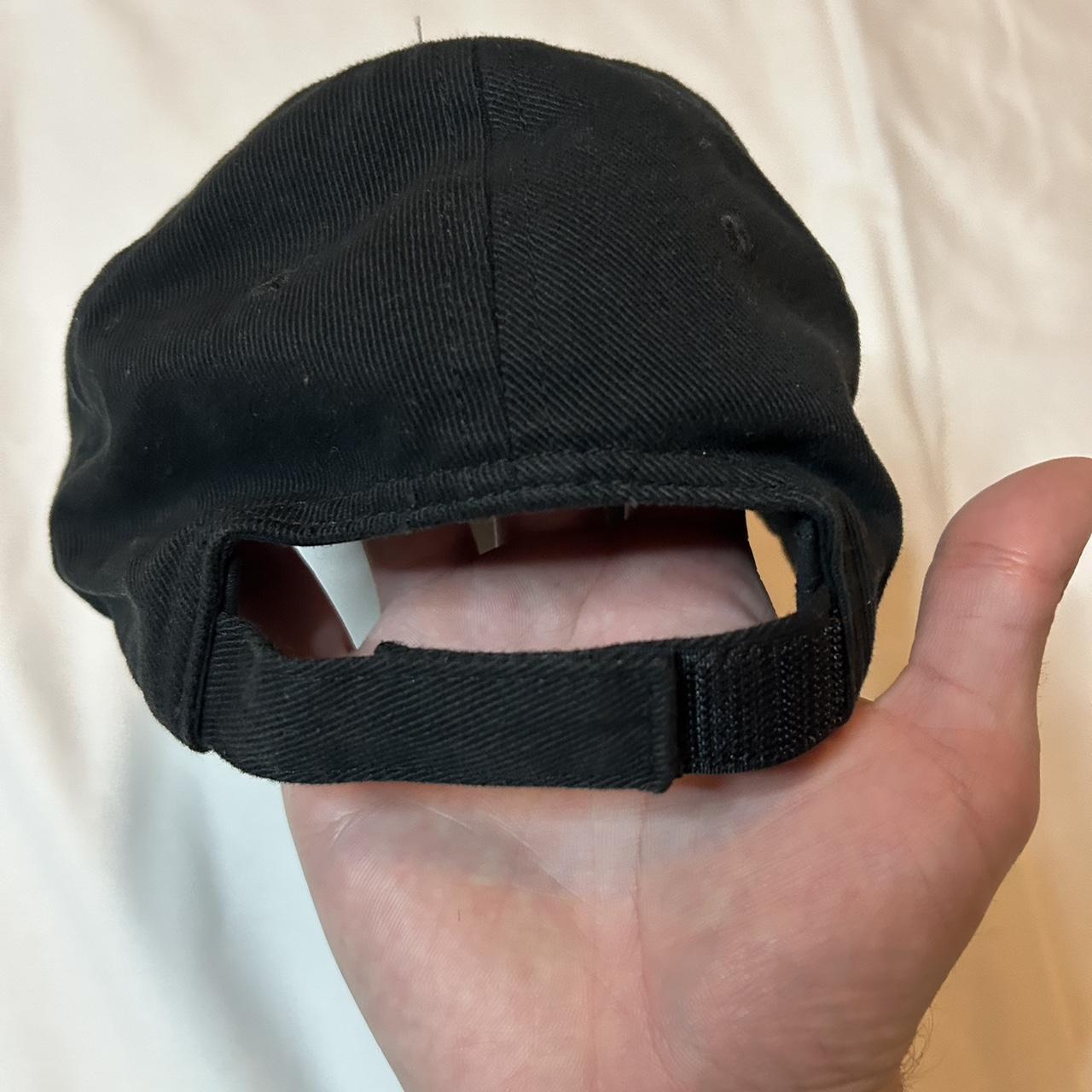 BALENCIAGA “BE DIFFERENT” APPLE LOGO HAT Reminicent | Depop BALENCIAGA “BE DIFFERENT” APPLE LOGO HAT Reminicent | Depop