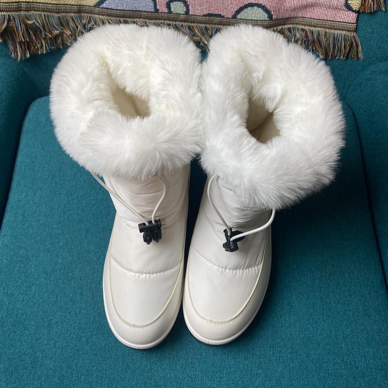 Fashion Nova Women's White Boots | Depop