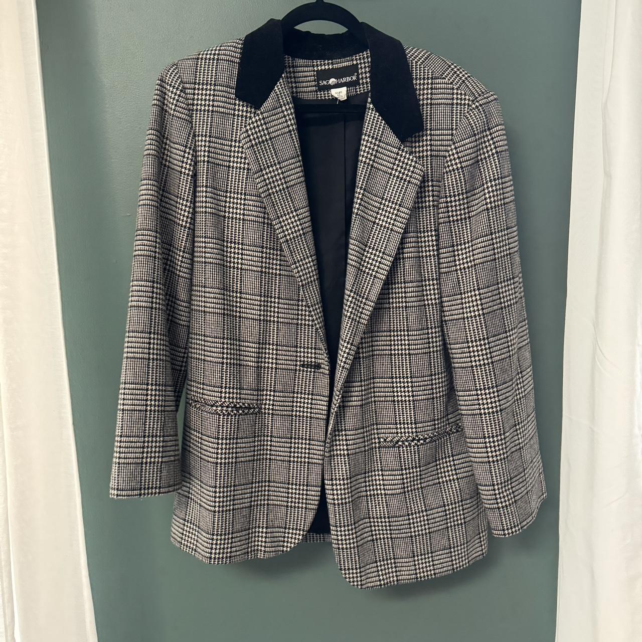 Vintage oversized blazer with velvet collar. Great... - Depop