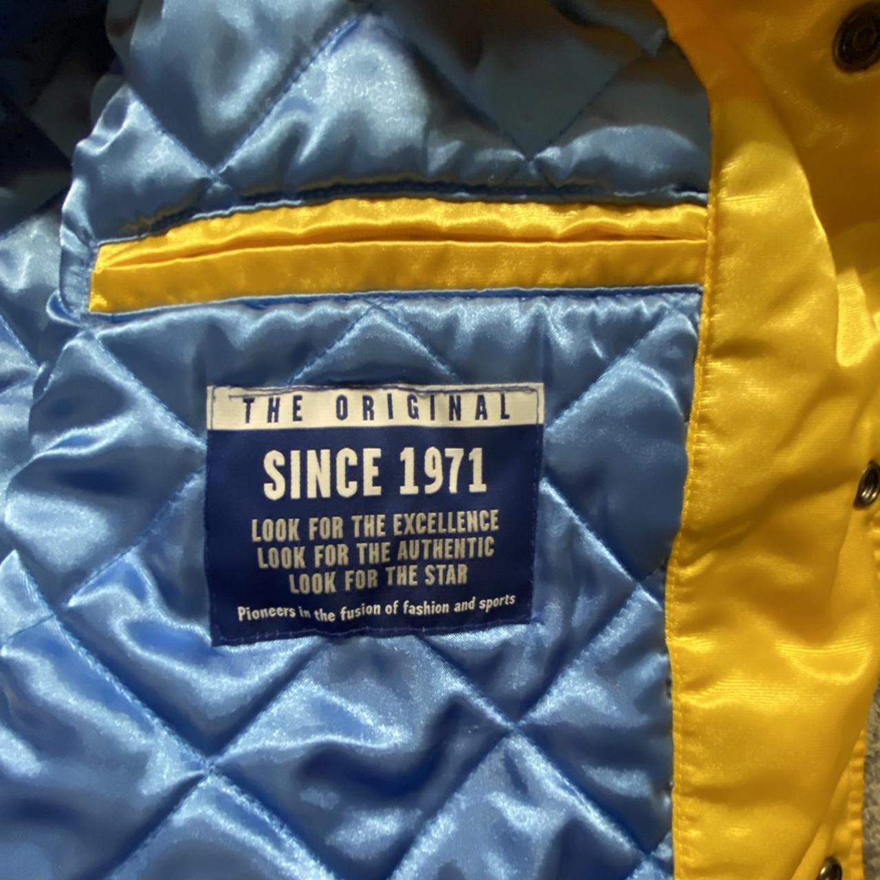 Vintage Lakers Warmup Jacketwith un authenticated - Depop