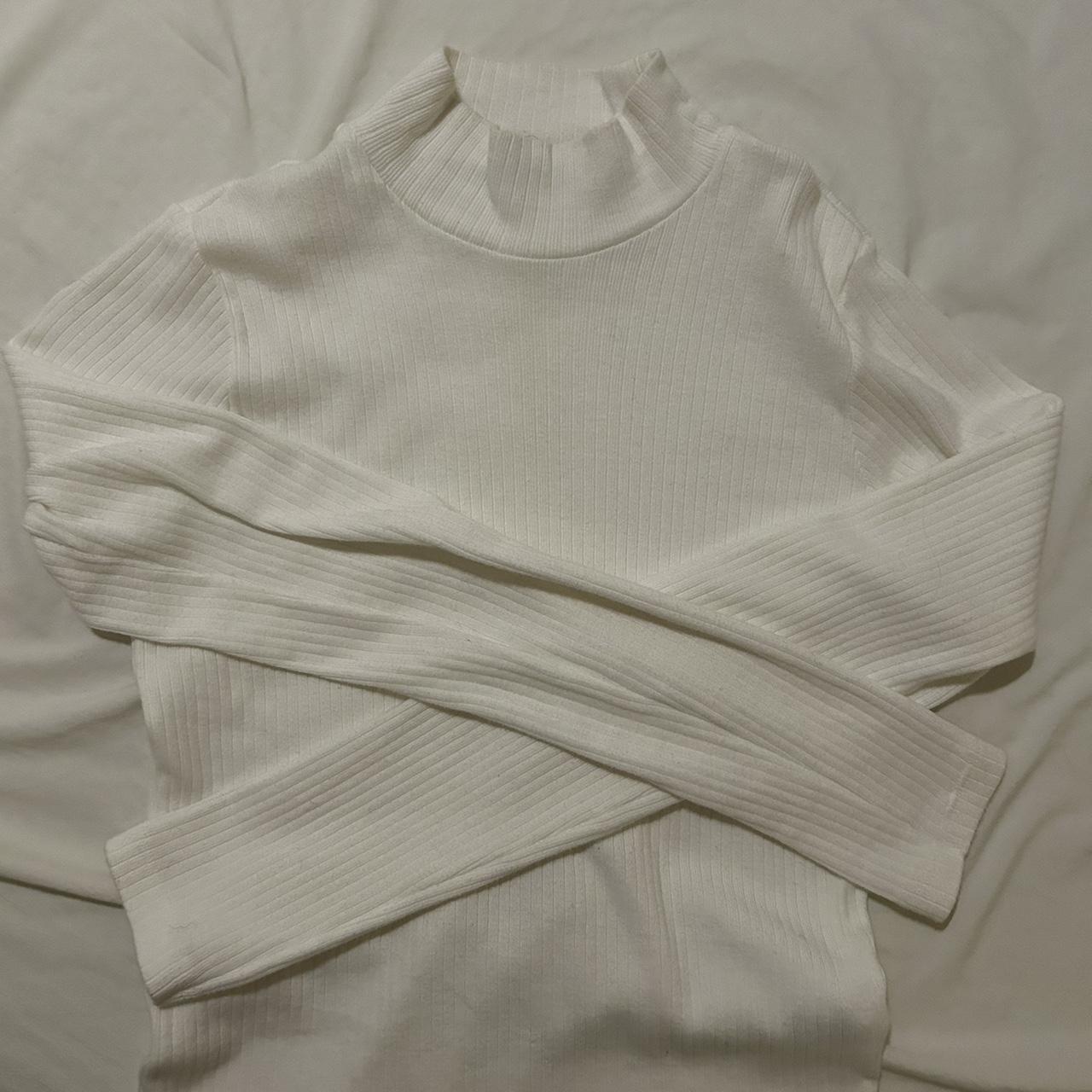 Daniela turtleneck outlet top