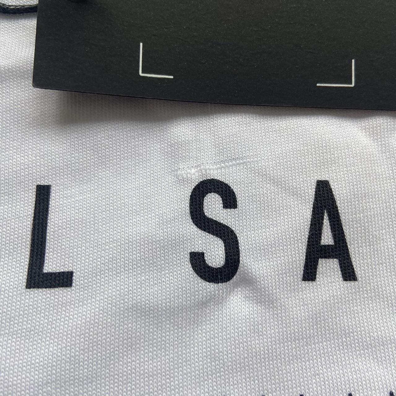 IL SARTO MILANO t-shirt size Small men's Depop