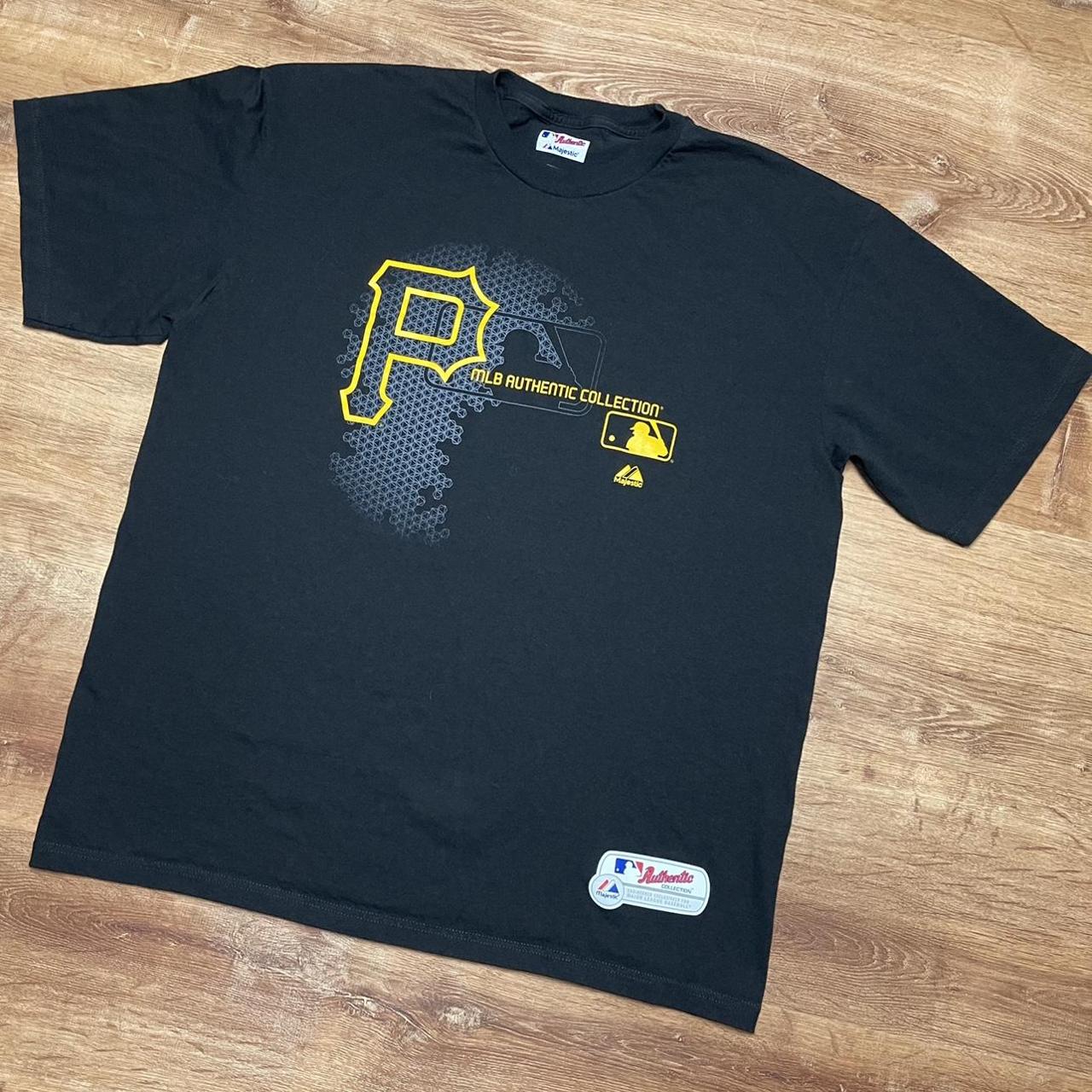 Black MLB Majestic Pittsburgh Pirates T-Shirt. Size - Depop