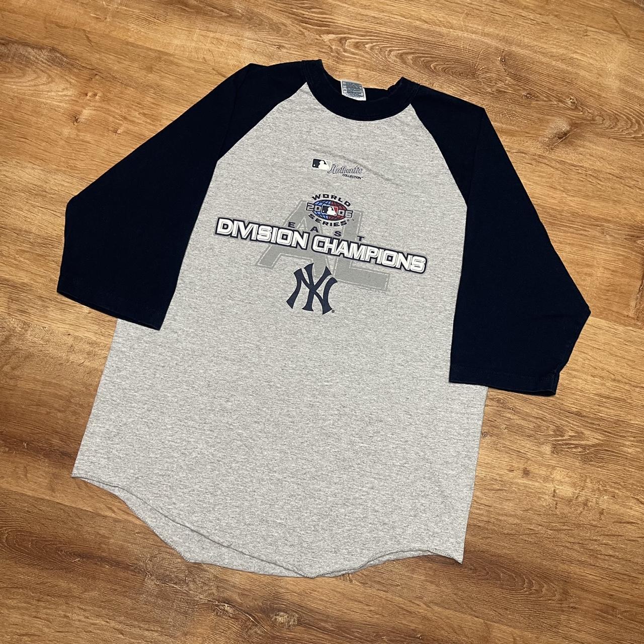 Vintage New York Yankees Shirt L Size: - Depop