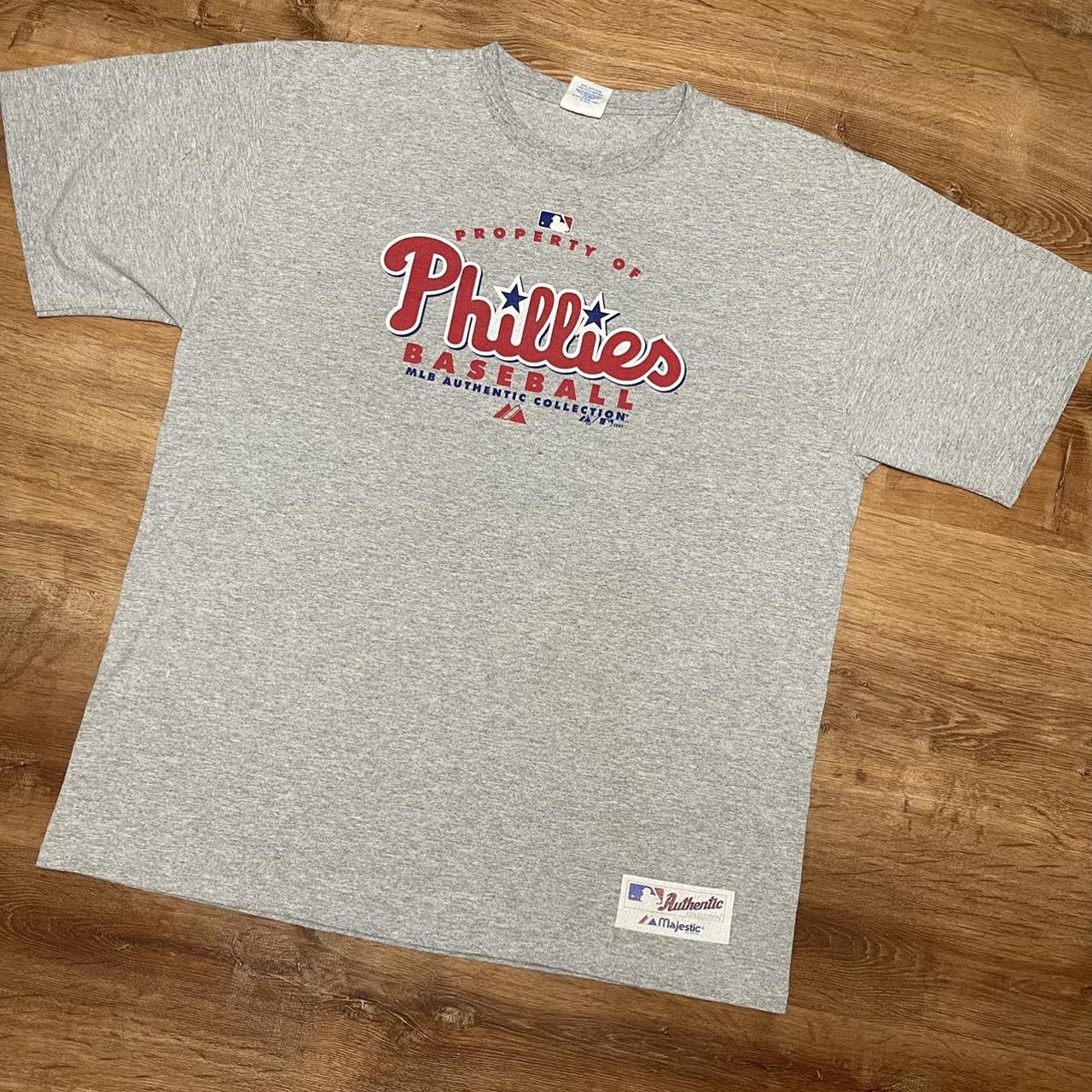 Vintage 00s Red Majestic MLB Phillies Authentic Collection T-Shirt