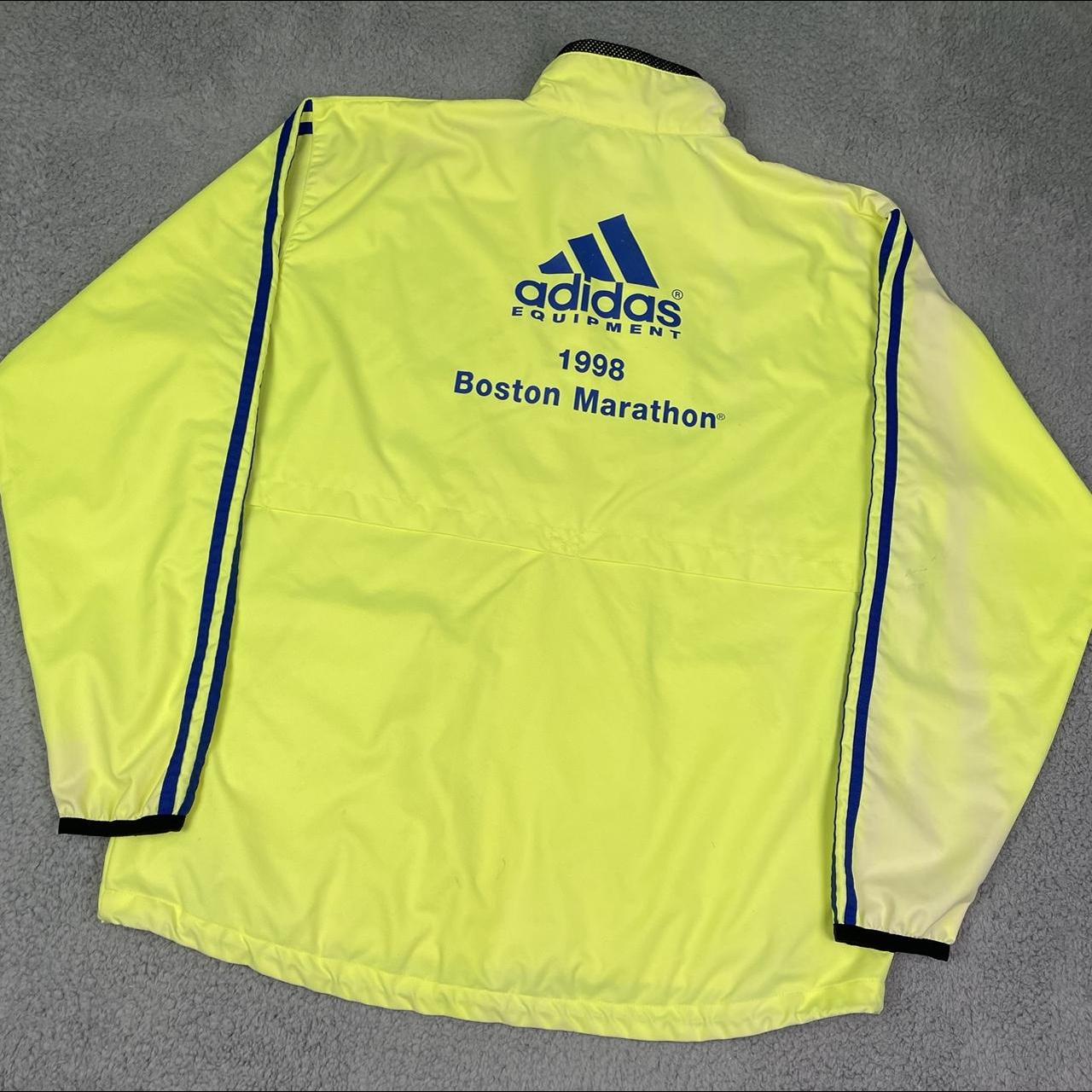 Adidas marathon 8 store blue and yellow