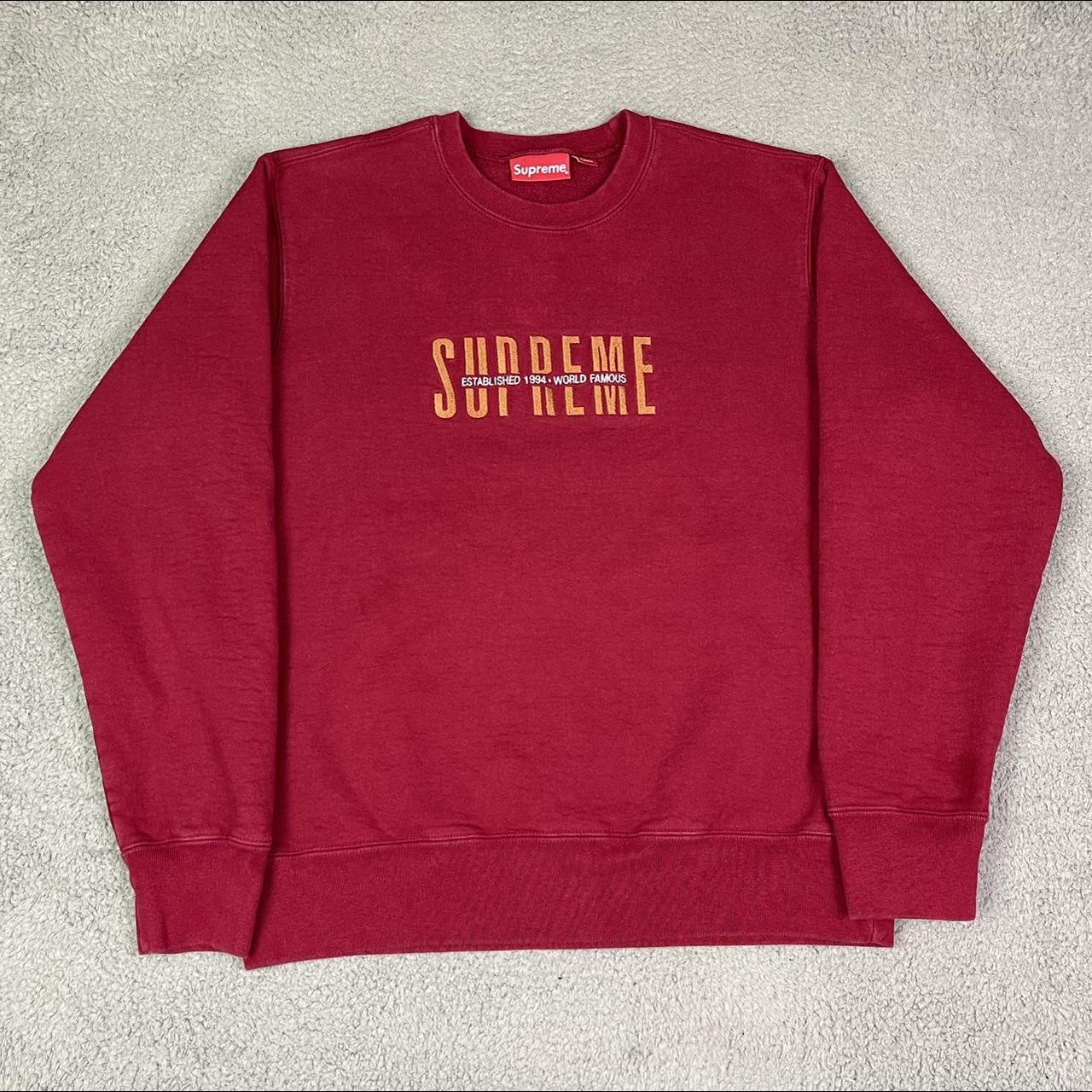 Supreme world famous crewneck sweatshirt 