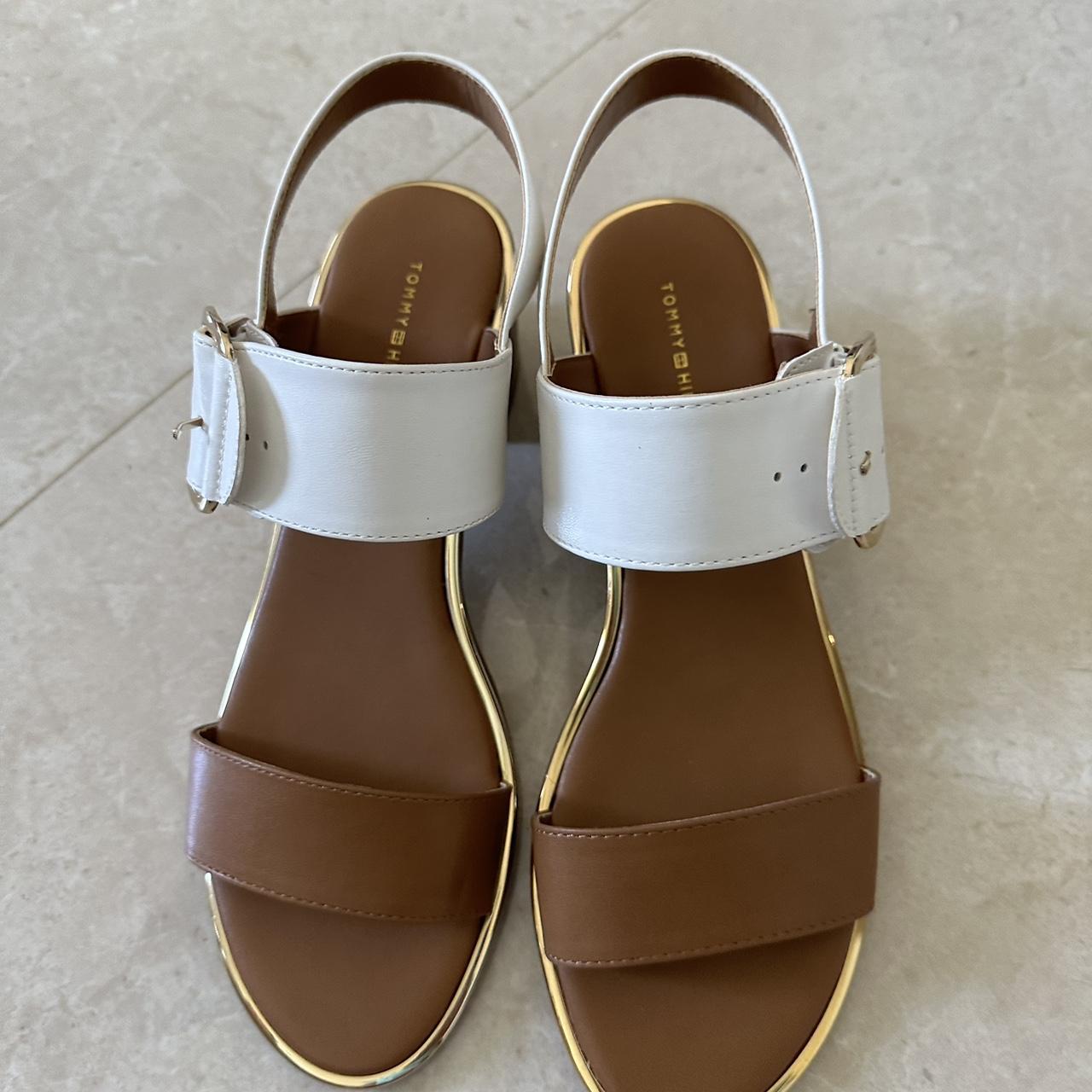 item listed by noobia