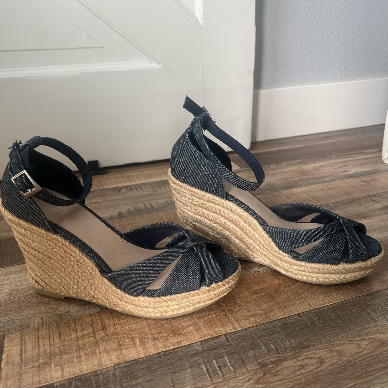 Christian sales siriano wedges