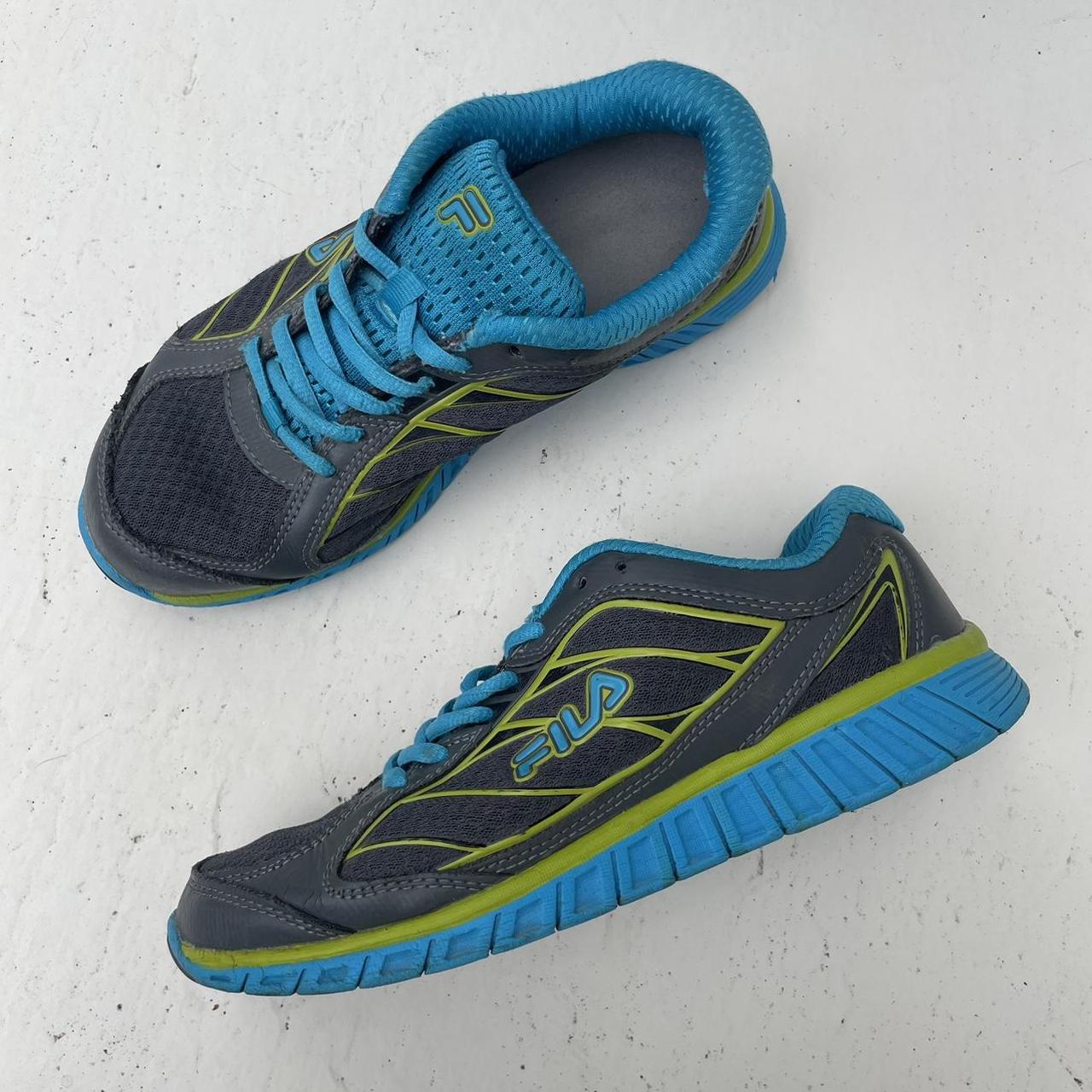 Fila blue running outlet shoes