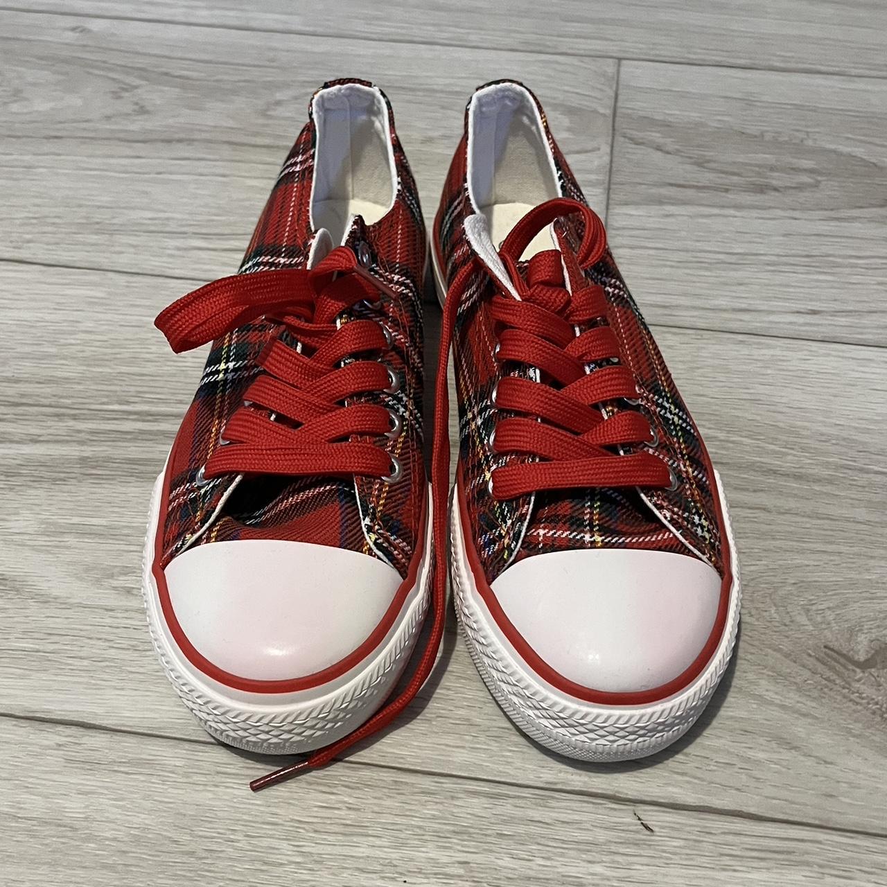 Red plaid shop converse shoes