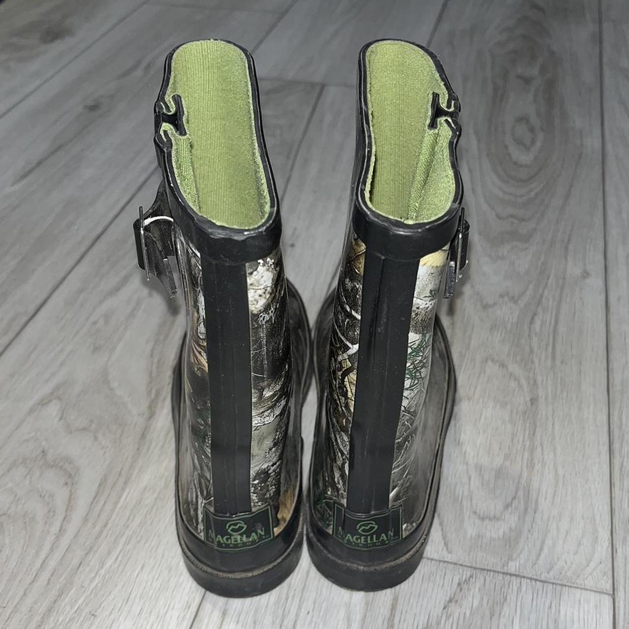 Youth Magellan camo rain boots Size 5y - Depop