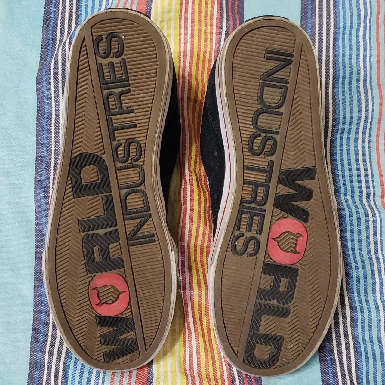 Vintage World Industries Sample Skate Shoes/Size - Depop