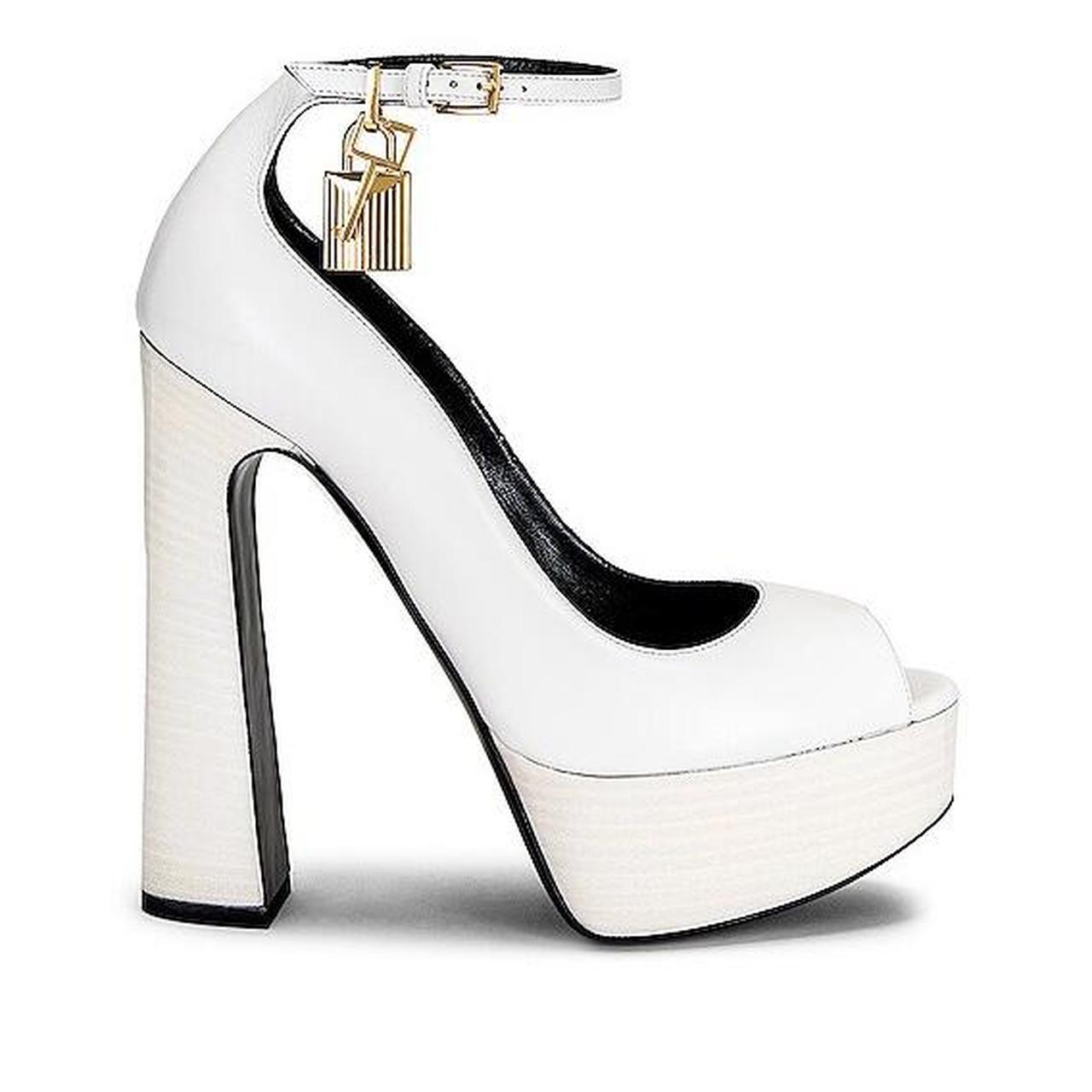 item listed by meriahnicole7