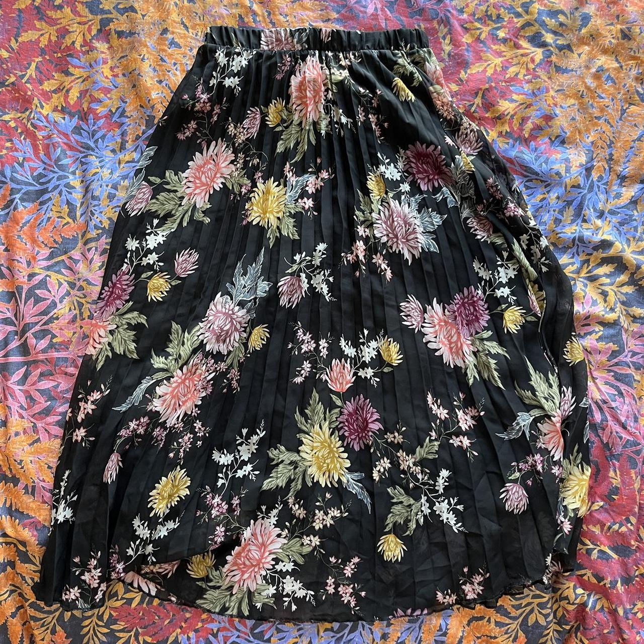 Floral midi skirt primark best sale