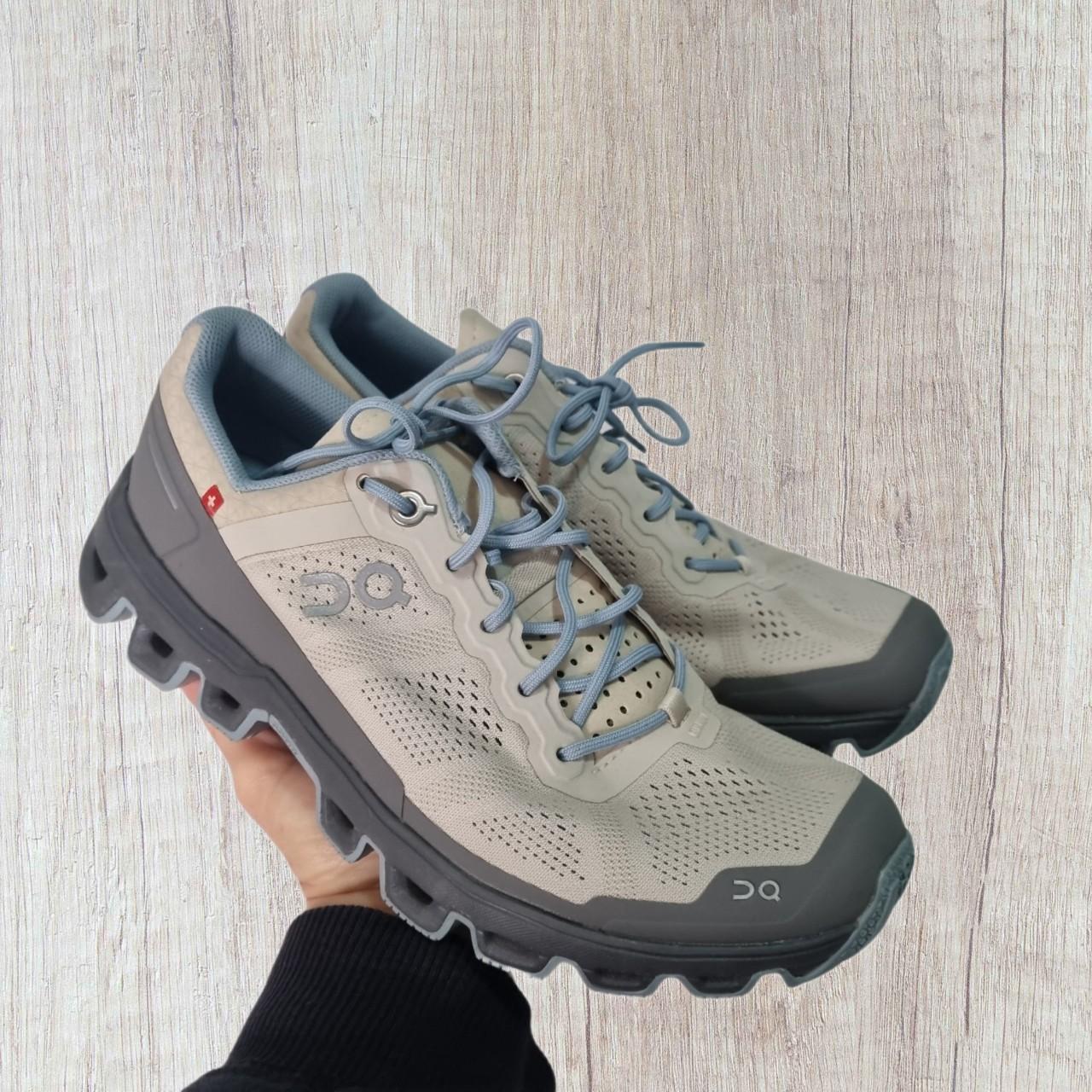 on cloudventure trail sneakers