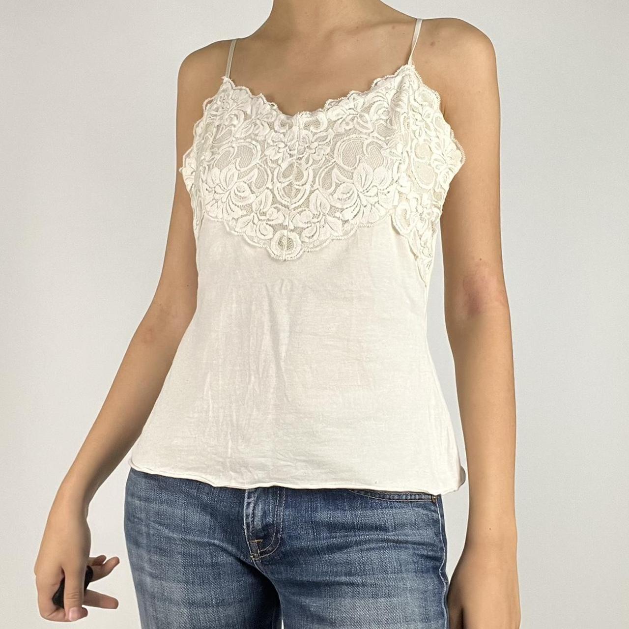 Vintage y2k cream lace tank top By Eyeshadow.... Depop