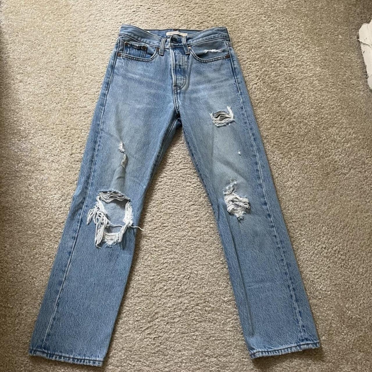 Levis 2024 authentically yours