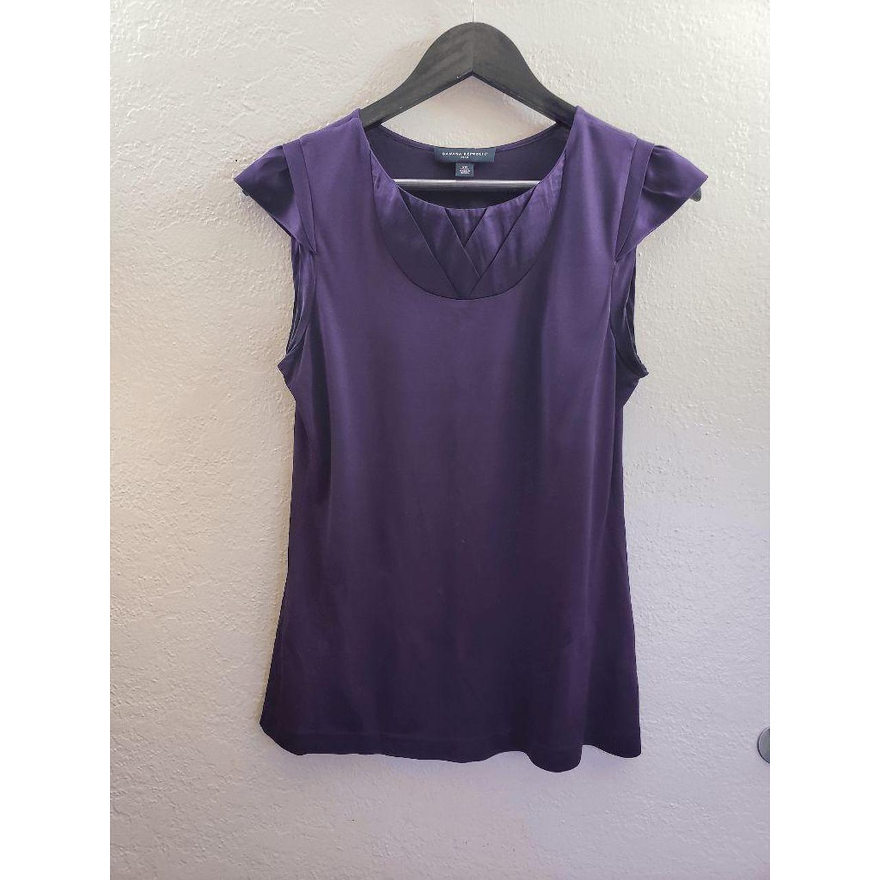 Banana Republic 100% Silk Purple Top size XS in... - Depop