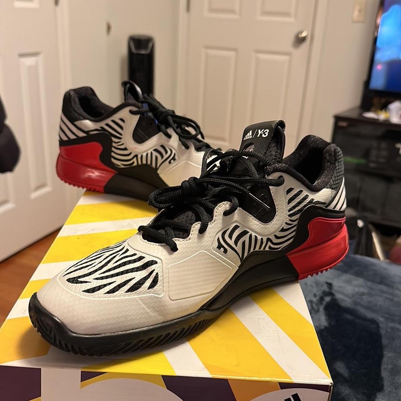 Y-3 Men's White and Black Trainers | Depop